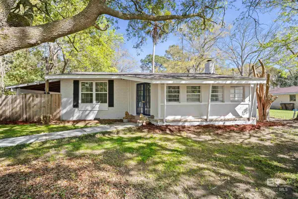 2214 S Hillwood Drive, Mobile, AL 36605