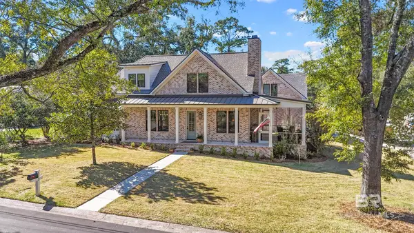152 Pinecrest Lane, Fairhope, AL 36532