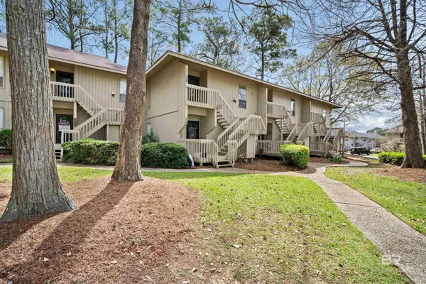 2081 N Sea Cliff Drive #2B, Daphne, AL 36526