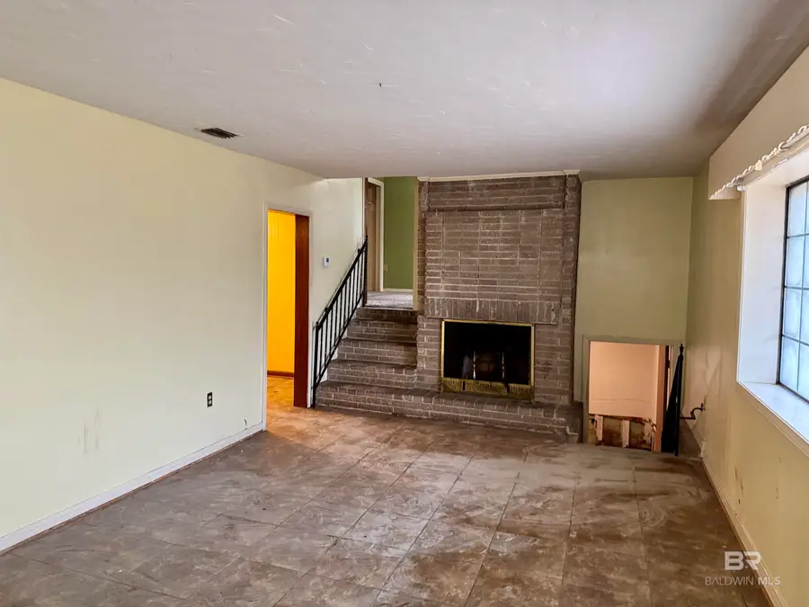 930 Ridgeway Street, Thomasville, AL 36784 - #2