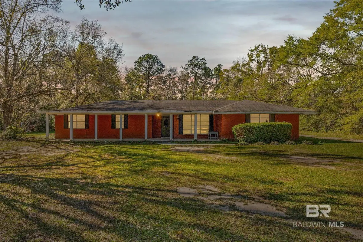 806 E Verbena Avenue, Foley, AL 36535 - #1