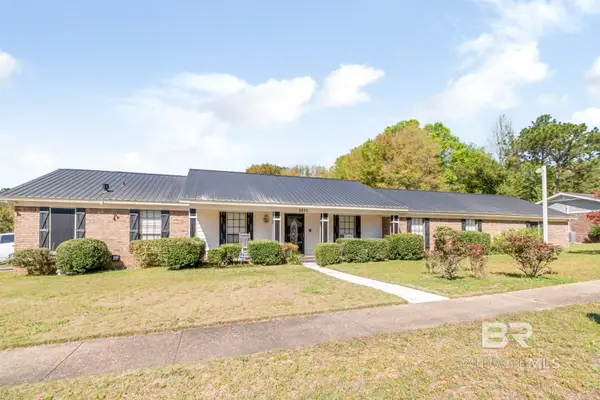 2820 Woodmill Lane, Mobile, AL 36695