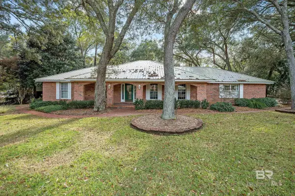 2146 Club House Drive, Lillian, AL 36549