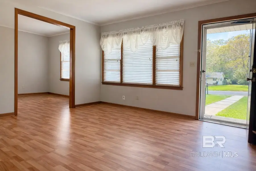 402 N Forest Hill Drive, Brewton, AL 36426 - #2