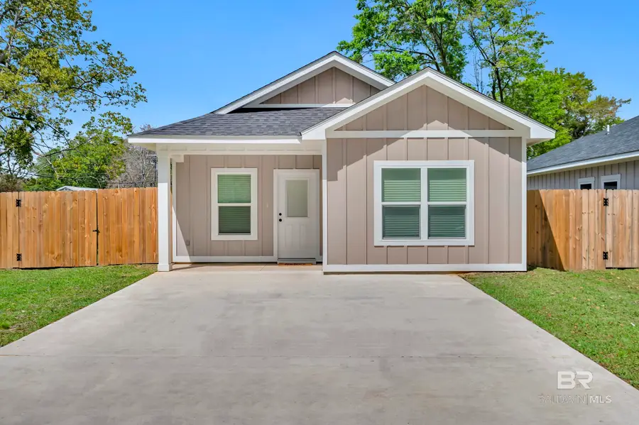 18135 Hoiles Street, Robertsdale, AL 36567 - #2