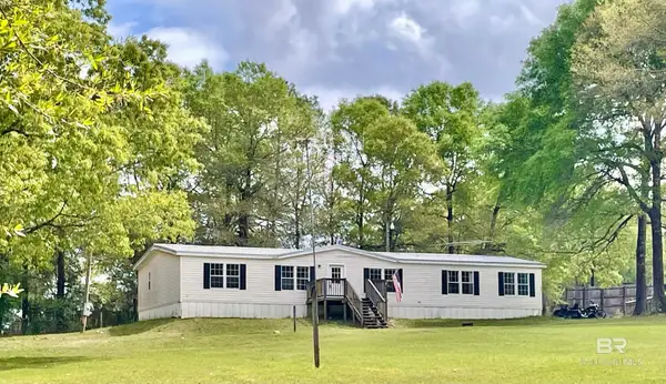 281 Lambeth Road, Flomaton, AL 36441