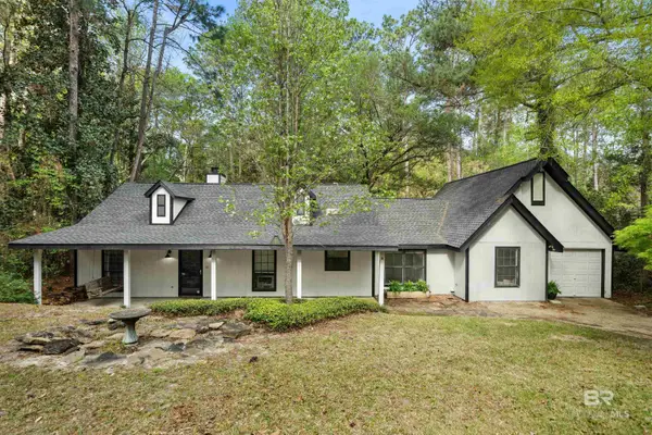 105 Aragorn Circle, Daphne, AL 36526