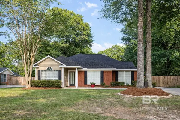 5201 Southern Oaks Trail, Grand Bay, AL 36541
