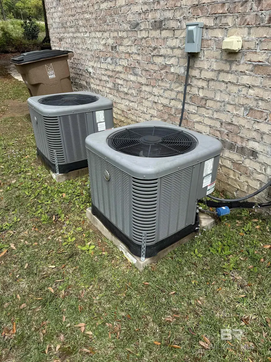 6056 Sussex Drive, Mobile, AL 36608 - #2