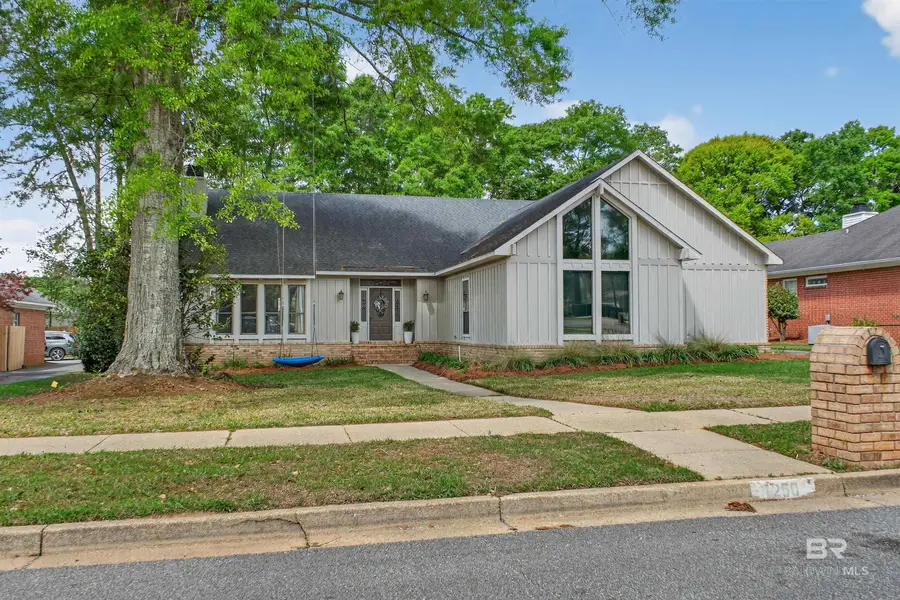 1250 Savannah Drive, Mobile, AL 36609 - #2