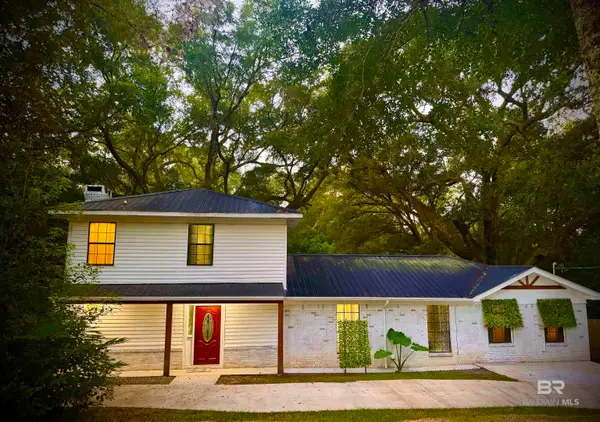 1302 Oak Street, Daphne, AL 36526