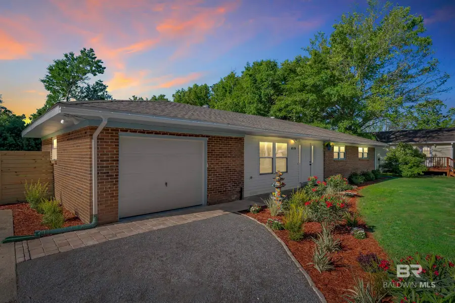 419 W Roosevelt Avenue, Foley, AL 36535 - #2