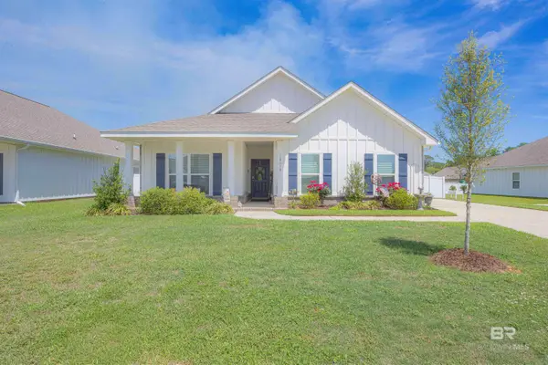 10670 Winning Colors Trail, Daphne, AL 36526