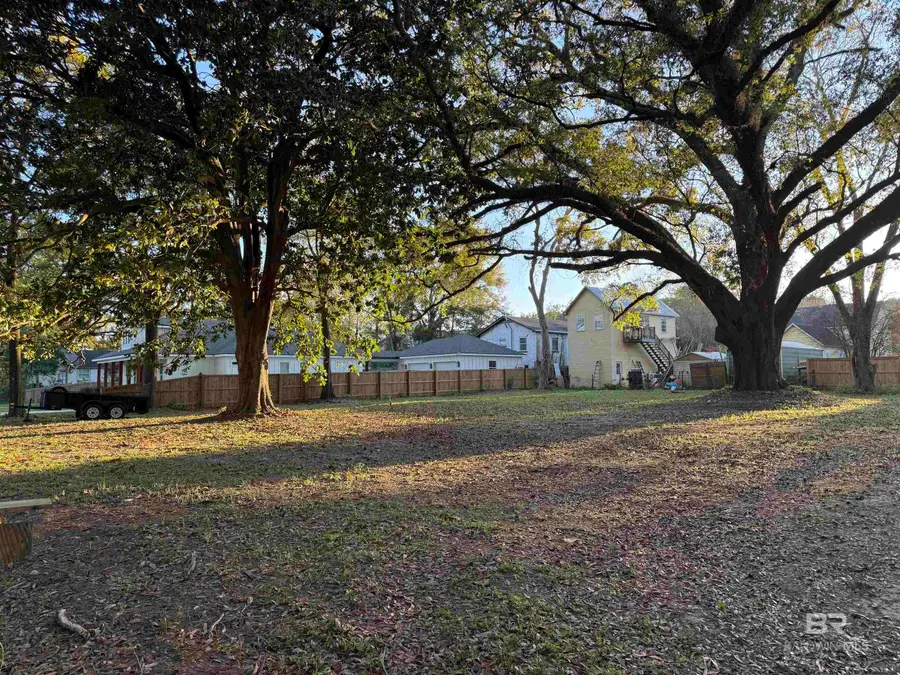 208 Oswalt Street, Fairhope, AL 36532 - #2