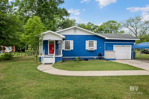 1411 Hand Avenue, Bay Minette, AL 36507