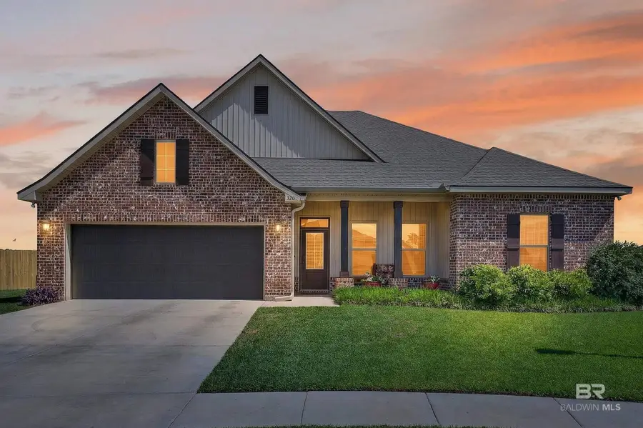 820 Connolly Avenue, Foley, AL 36535 - #2