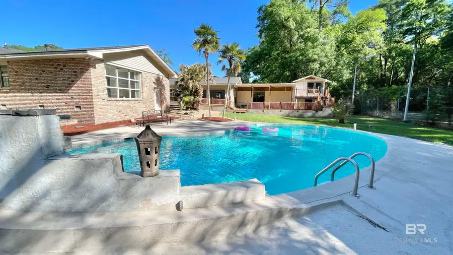 1118 W Carre Drive, Mobile, AL 36618 - #2