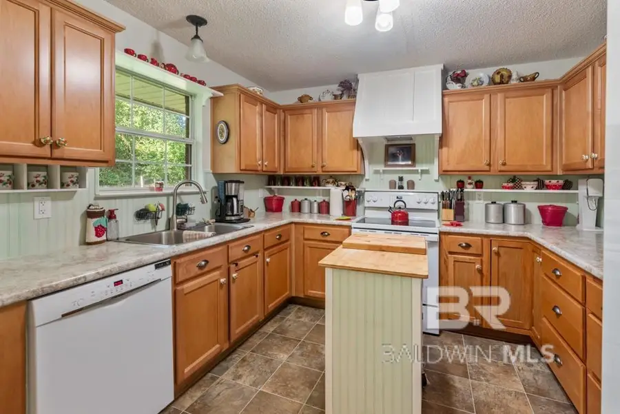 333 Cahaba Street, Foley, AL 36535 - #3