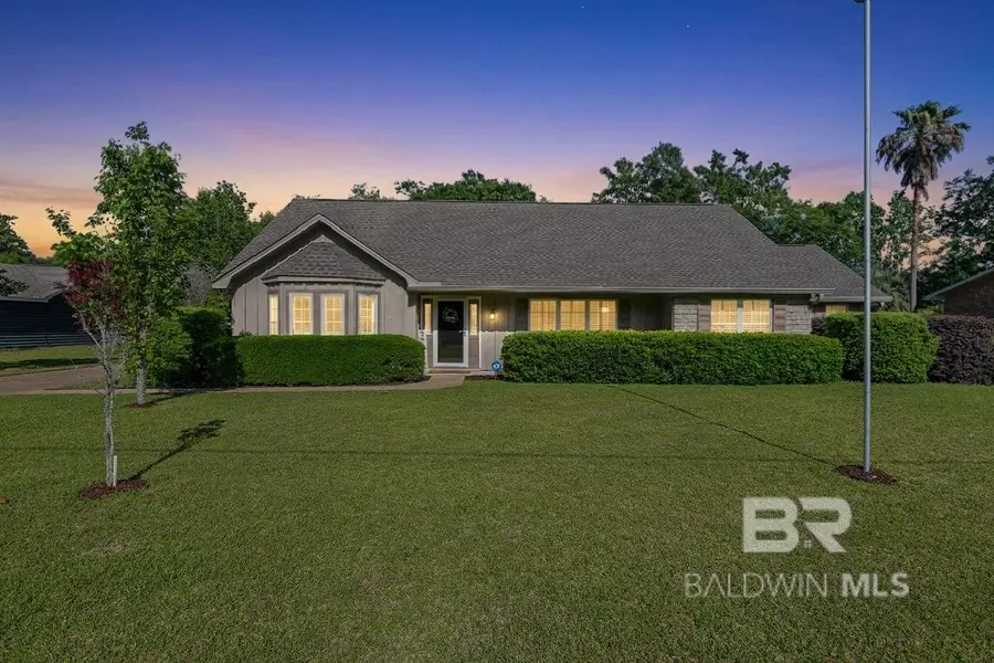 904 N Holly Boulevard, Foley, AL 36535 - #2