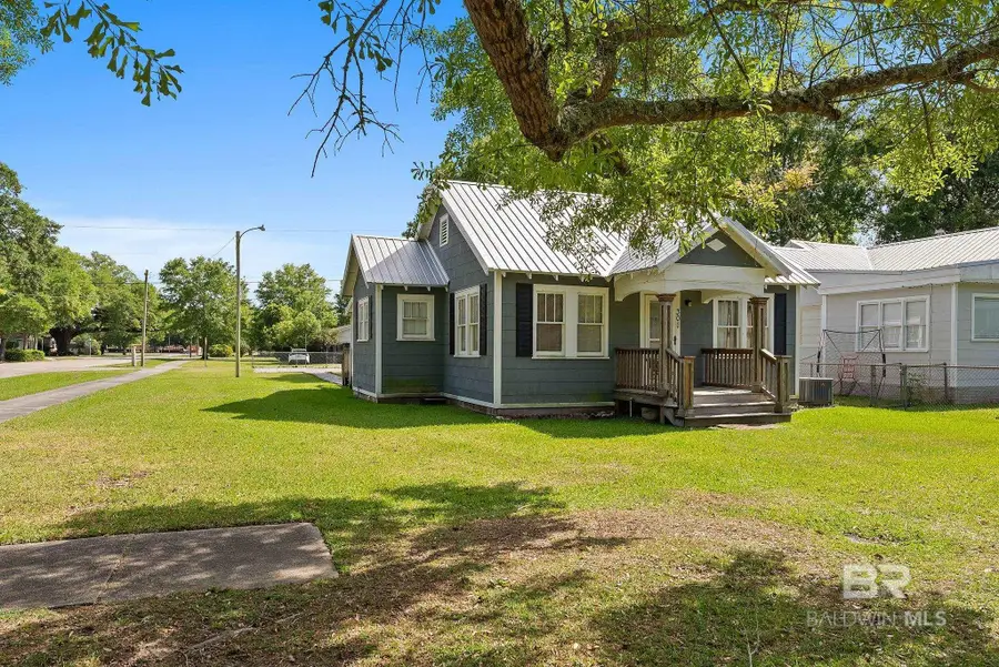 301 W Orange Avenue, Foley, AL 36535 - #2