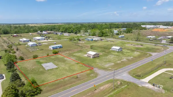 7923 County Road 19, Foley, AL 36535