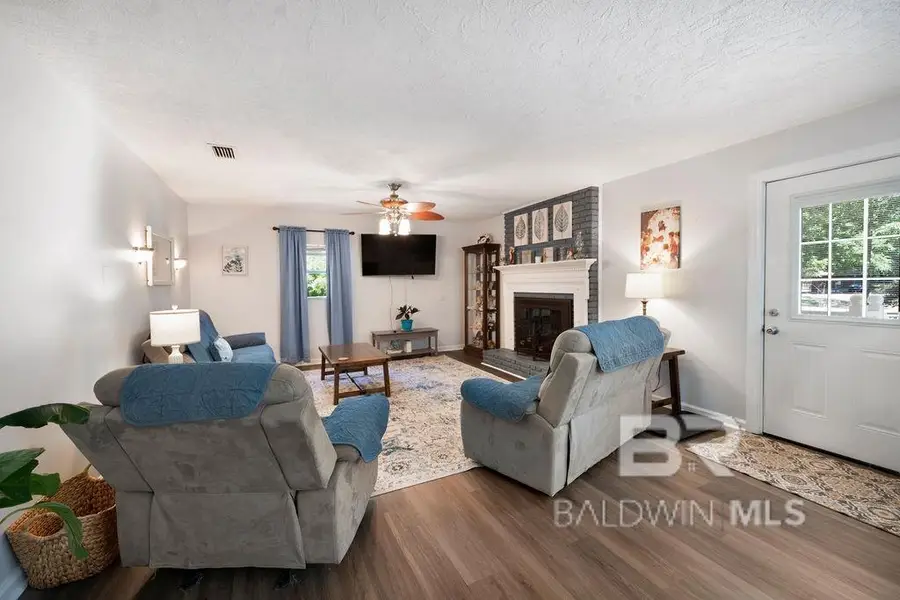 11901 Old Moffat Road, Wilmer, AL 36587 - #2