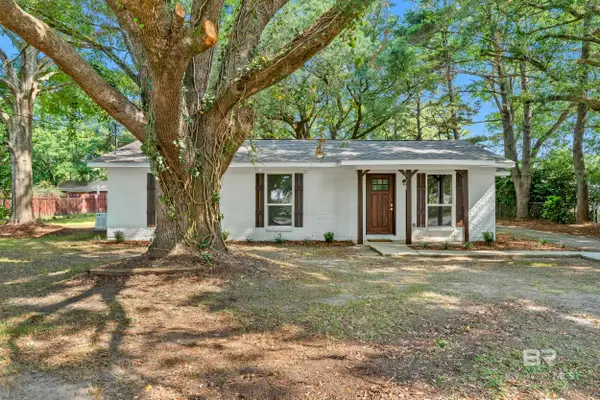 9156 Paula Drive, Semmes, AL 36575