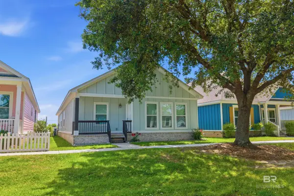 927 Periwinkle Lane, Foley, AL 36535