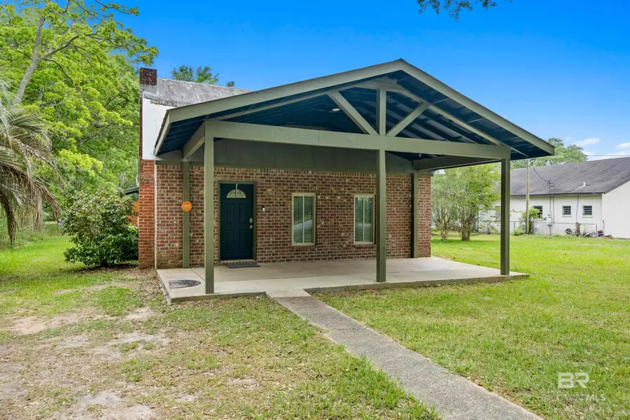 18210 E Illinois Street, Robertsdale, AL 36567 - #2