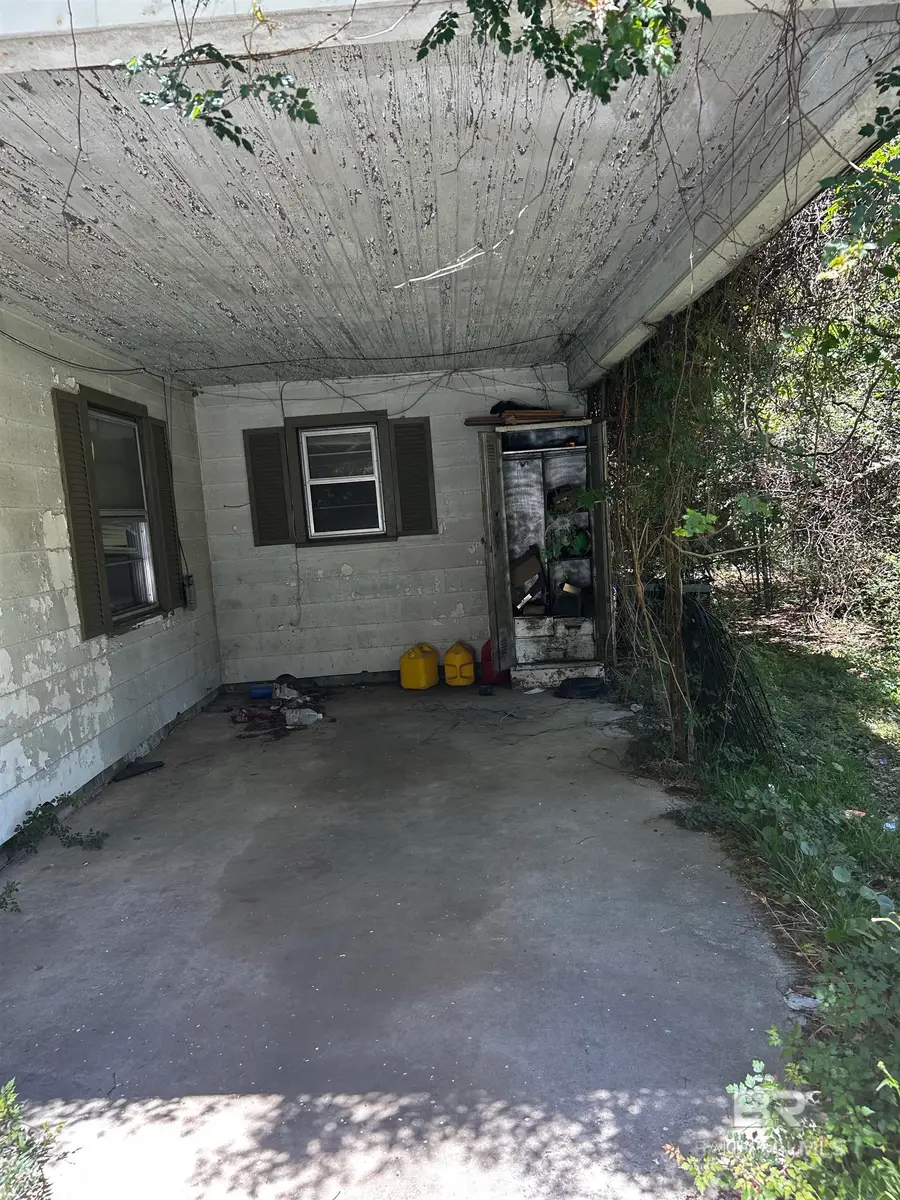 2558 Farnell Drive, Mobile, AL 36605 - #2