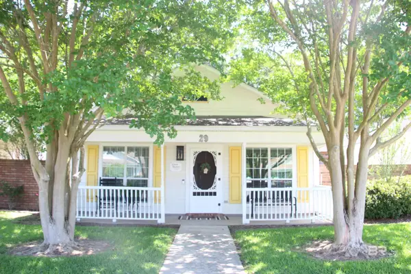 29 Cottage Drive, Fairhope, AL 36532