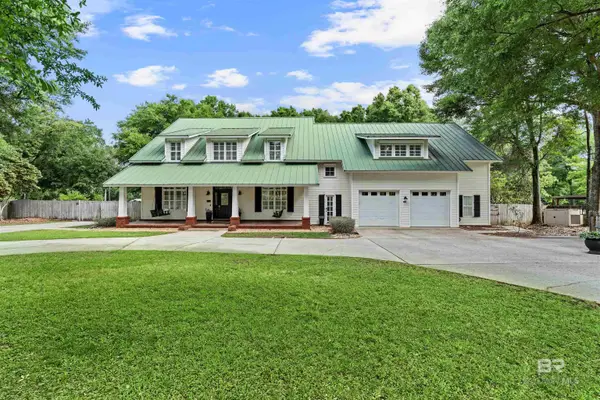 7379 Cypress Avenue, Daphne, AL 36526