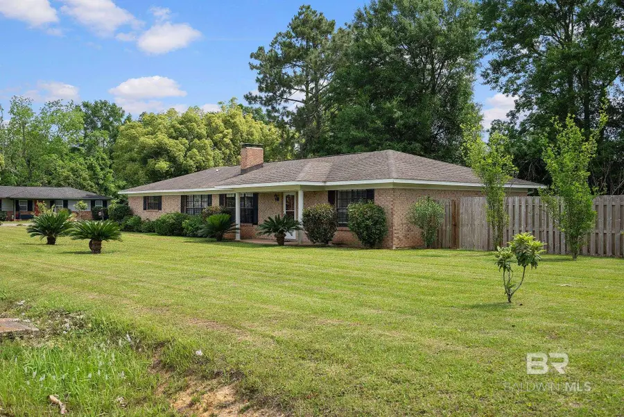 716 N Cedar Street, Foley, AL 36535 - #3