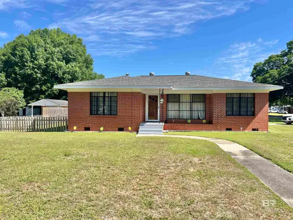 707 E Horner Street, Atmore, AL 36502