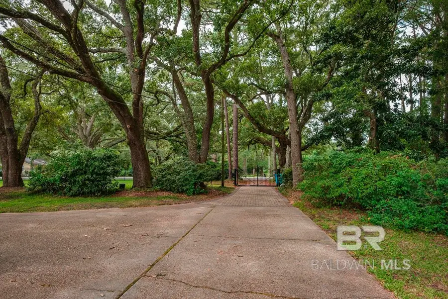 14301 S Wintzell Avenue, Bayou La Batre, AL 36509 - #3