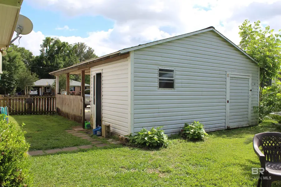 516 W Marigold Avenue, Foley, AL 36535 - #2