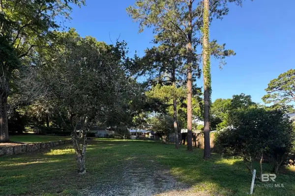 116 Nichols Avenue, Fairhope, AL 36532