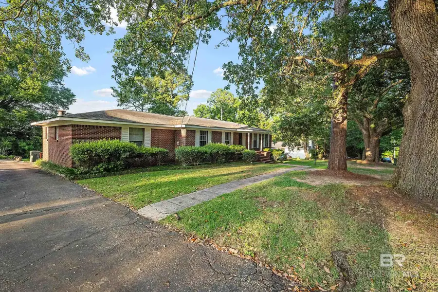 135 Pineridge Road, Daphne, AL 36526 - #2