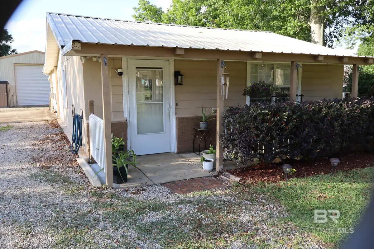18935 E Hammond Street, Robertsdale, AL 36567 - #1