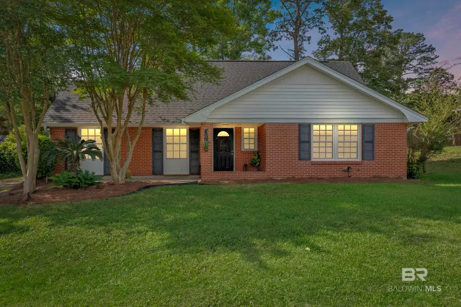 160 Country Club Drive, Daphne, AL 36526 - #2