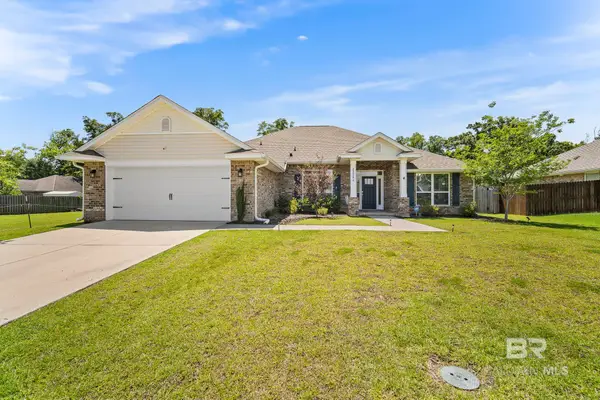 23260 Ridgewood Drive, Robertsdale, AL 36567