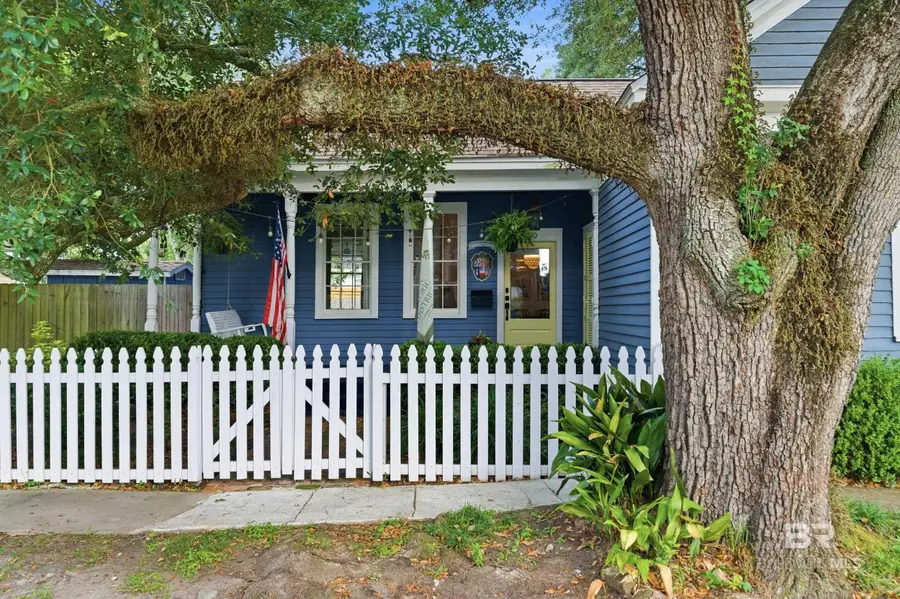 350 Charles Street, Mobile, AL 36604 - #2