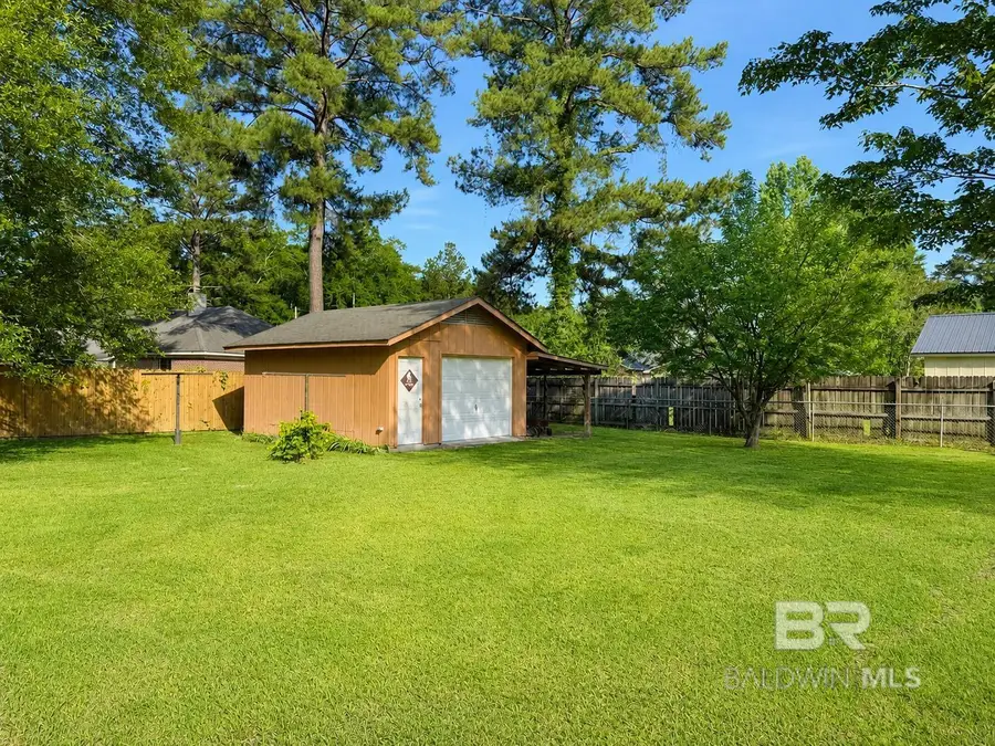 112 Lane Avenue, Brewton, AL 36426 - #3