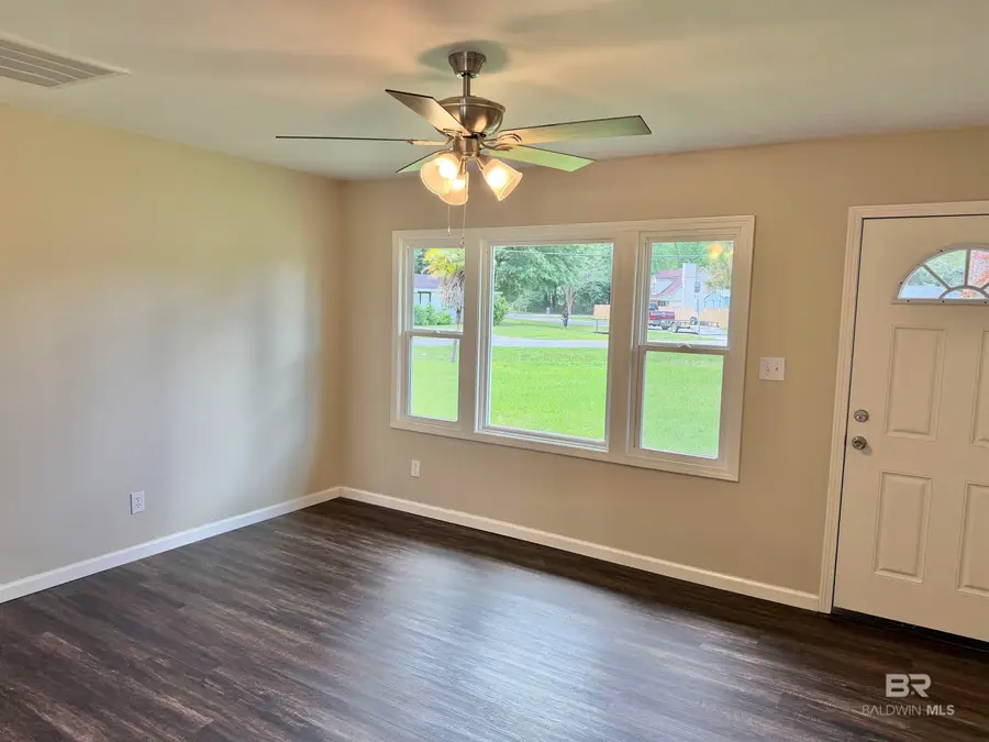 404 W Craig Street, Atmore, AL 36502 - #2