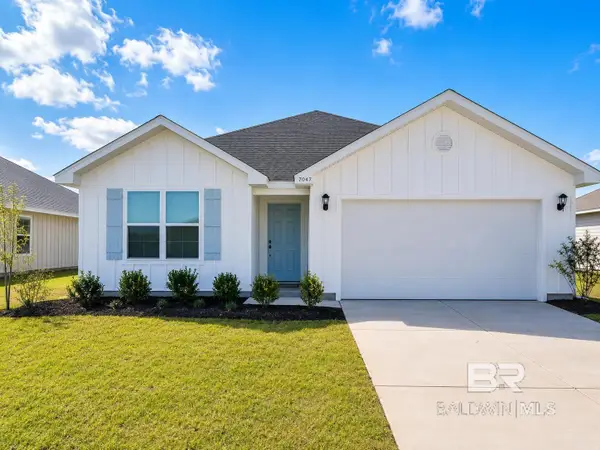 7047 Camp Street, Gulf Shores, AL 36542