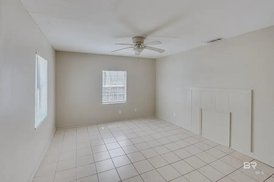 1302 Windsor Avenue, Mobile, AL 36605 - #3