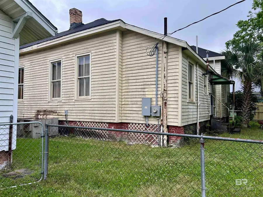 302 Stocking Street, Mobile, AL 36604 - #3