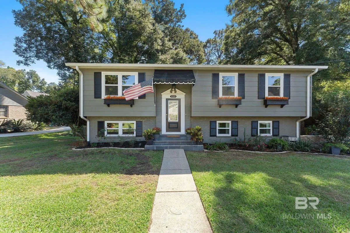 698 Cedar Avenue, Fairhope, AL 36532 - #1