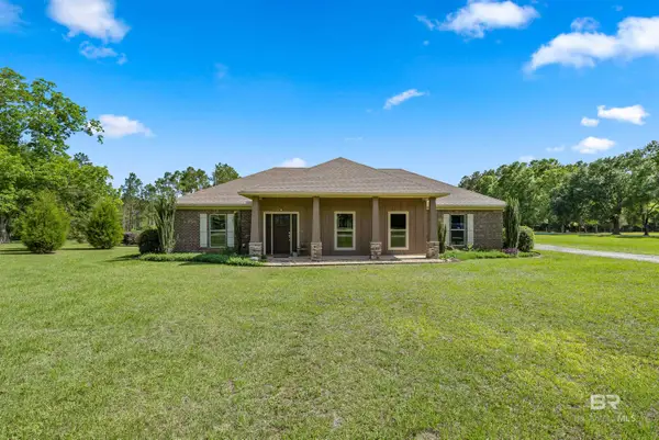 24246 Cowling Road, Robertsdale, AL 36567