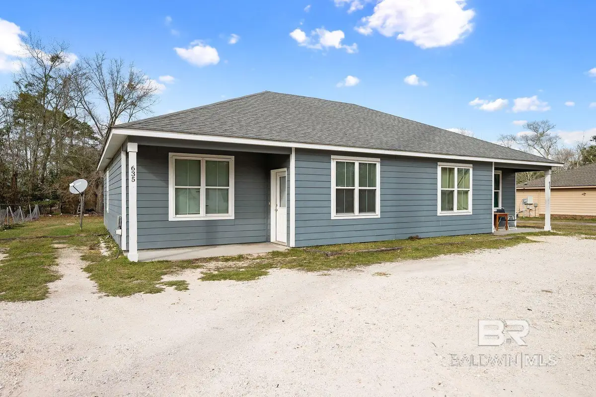 635 E Azalea Avenue, Foley, AL 36535 - #1